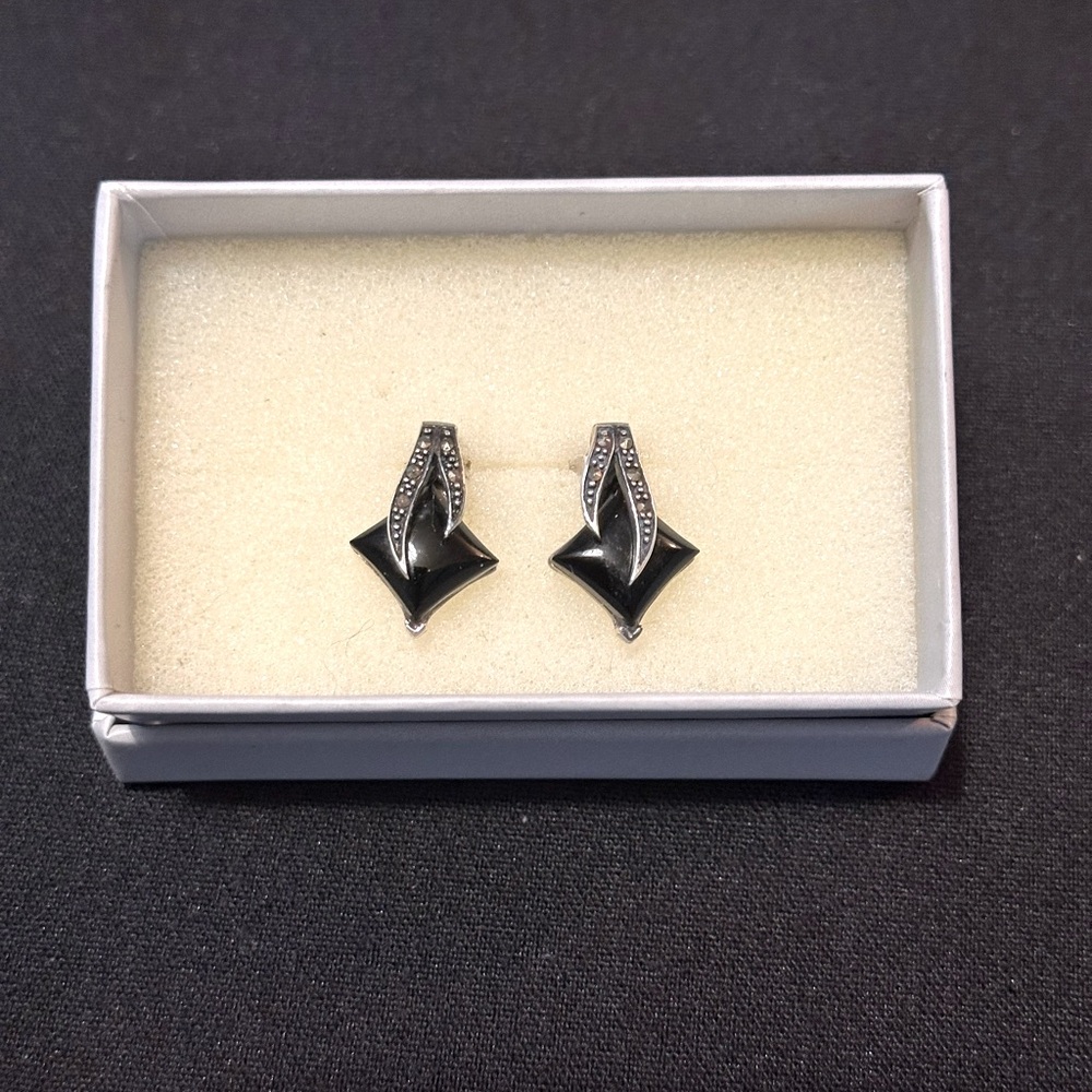 Vintage sterling silver black Onyx drop dangle earrings